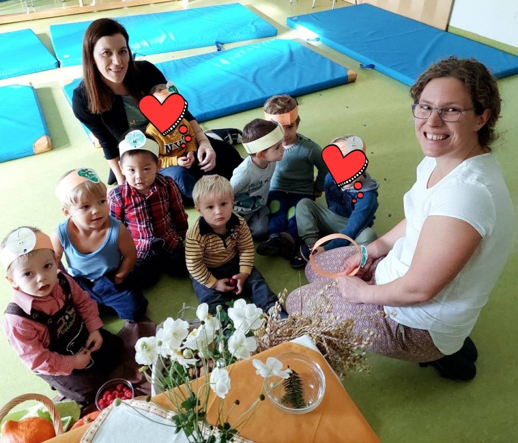 Wir feiern gemeinsam mit dem Kindergarten unser Erntedankfest.
